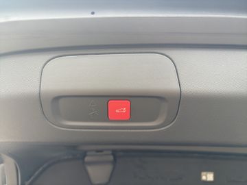 Peugeot 408 GT 225 360+AHK+Kam.+KeyLess+Navi+SD+SHZ