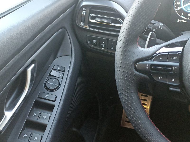 Fahrzeugansicht 10 Fahrzeugabbildung Hyundai i30 Kombi 1.5 T-GDI N-Line