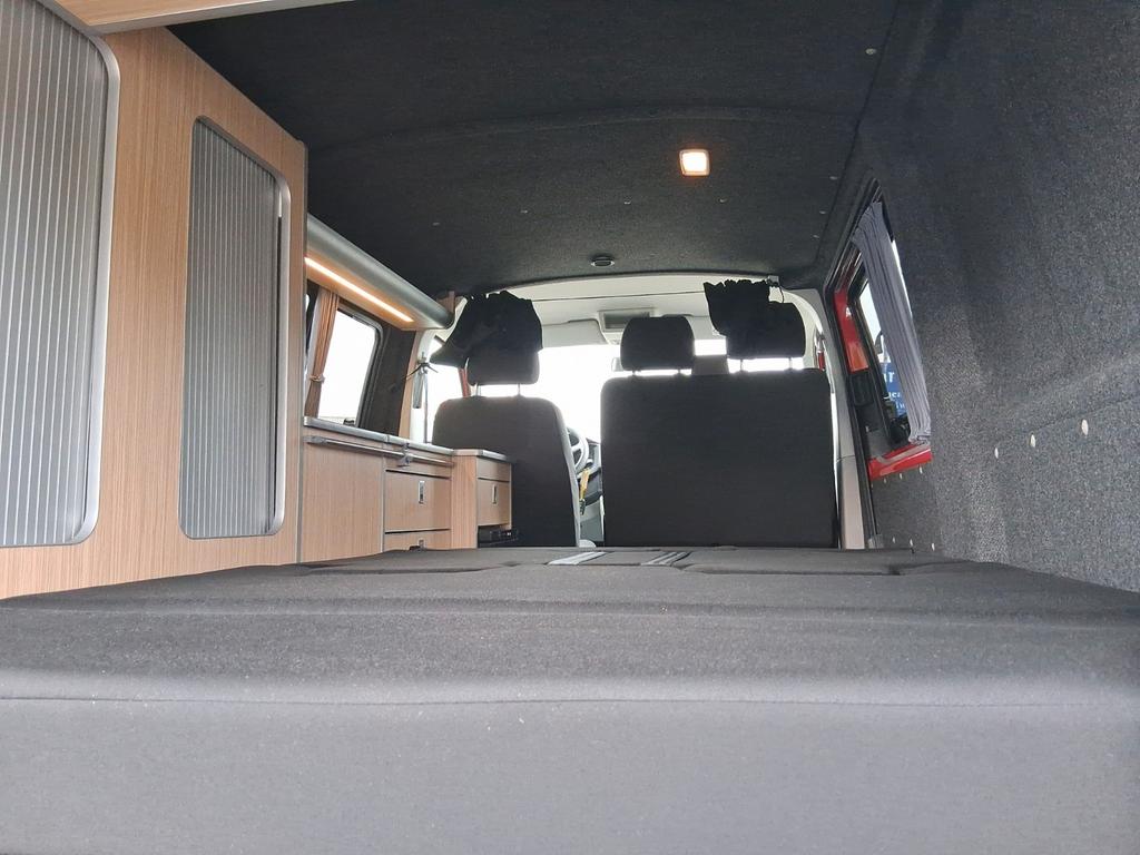 Volkswagen T6 California