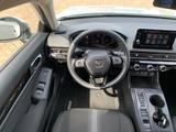 Honda Civic Lim. 5-trg. e:HEV Elegance*Wenig Km* - Honda Civic