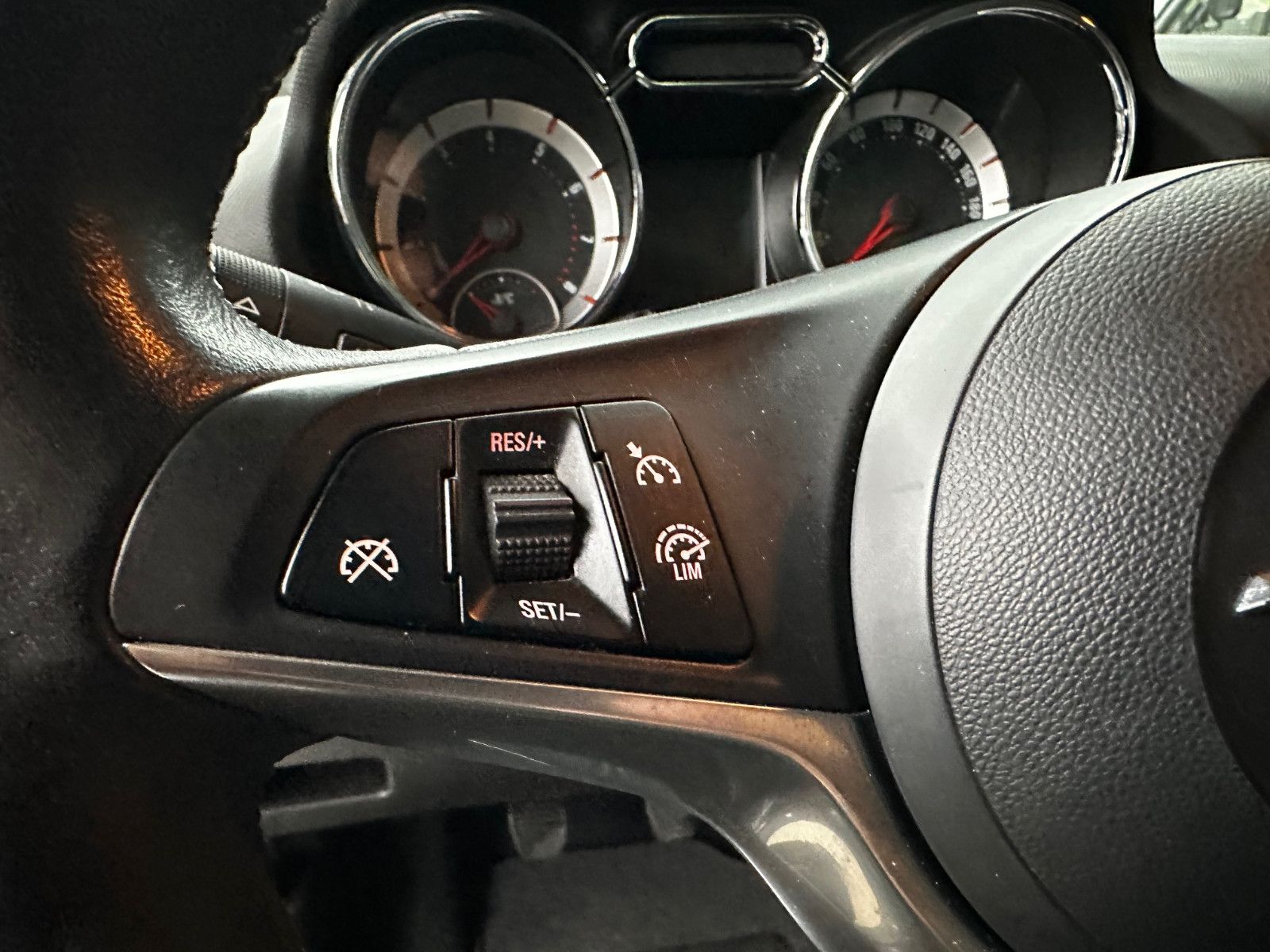Opel Adam 1.4 Slam — Bild 14