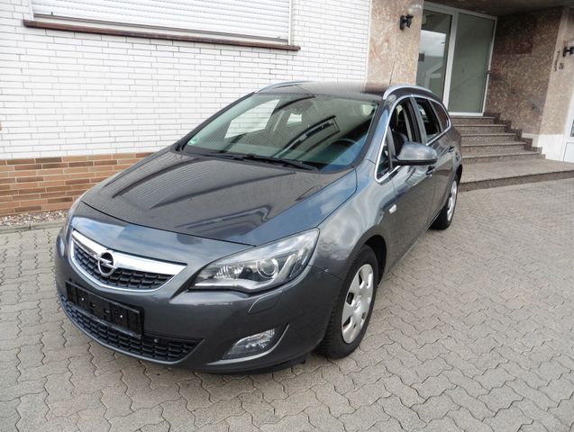 Opel Astra J Sports Tourer 1.7 CDTI Innovation