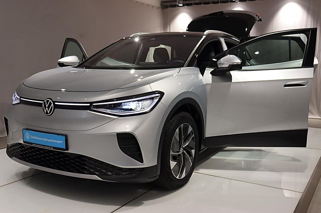 ID.4 Pure 125kW Wärmep. IQ-LIGHT Ganzjahresreife