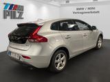 Volvo V40 D3 Momentum Navi Tel PDC - Volvo V40 mit Diesel-Antrieb: Limousine