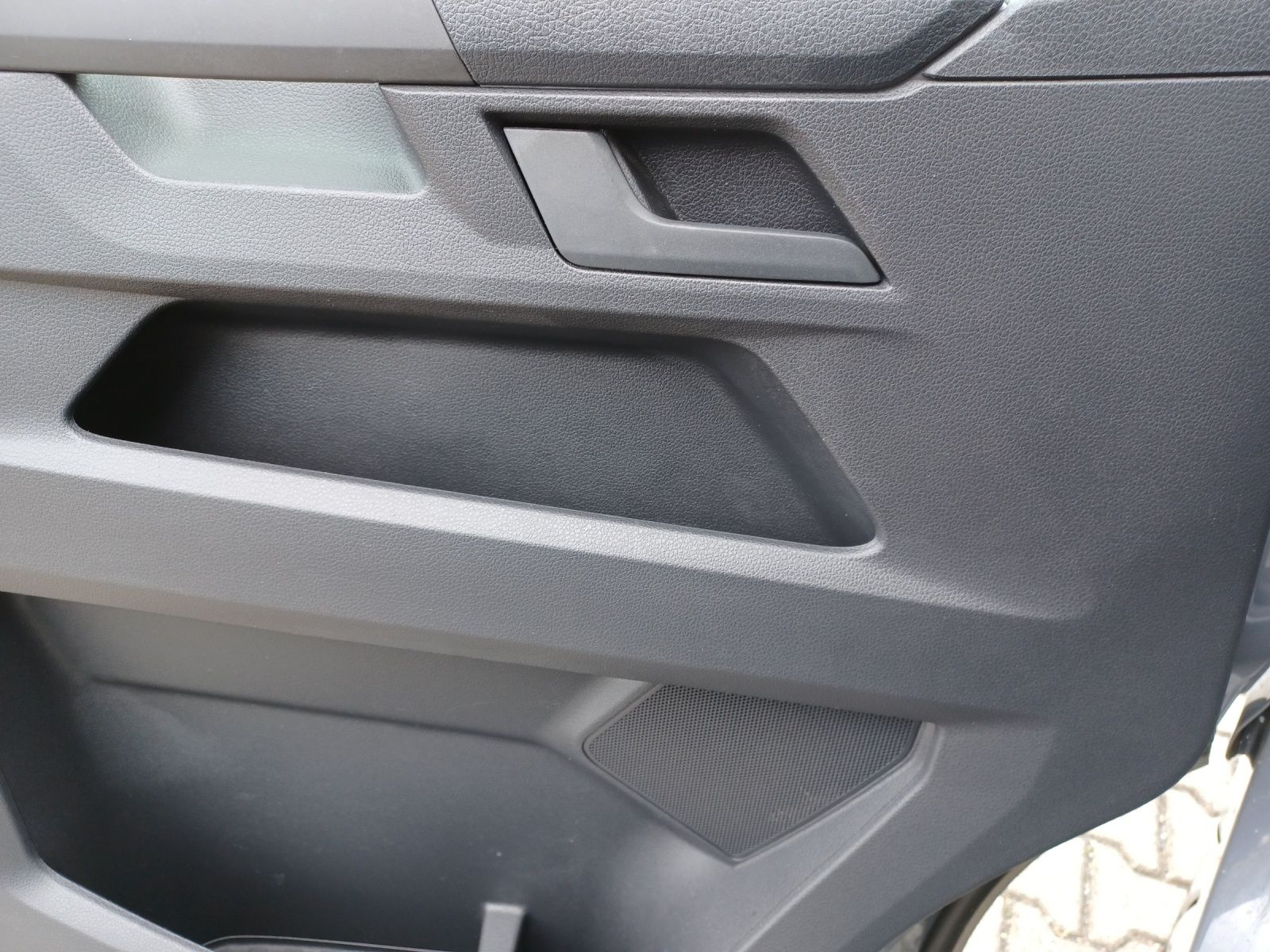 Fahrzeugabbildung Volkswagen T6 Multivan T6.1 TDI Family KLIMA VORB. AHK PDC