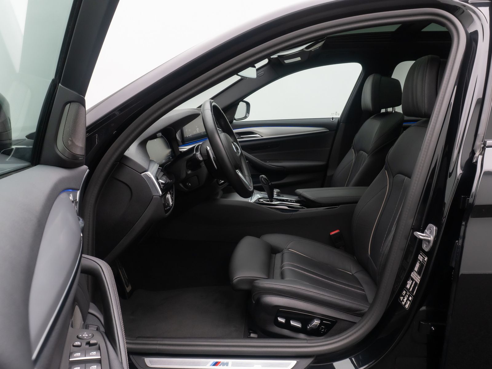Fahrzeugabbildung BMW 540d xD M Sport Panoram Laser Kamera HUD DAB H/K