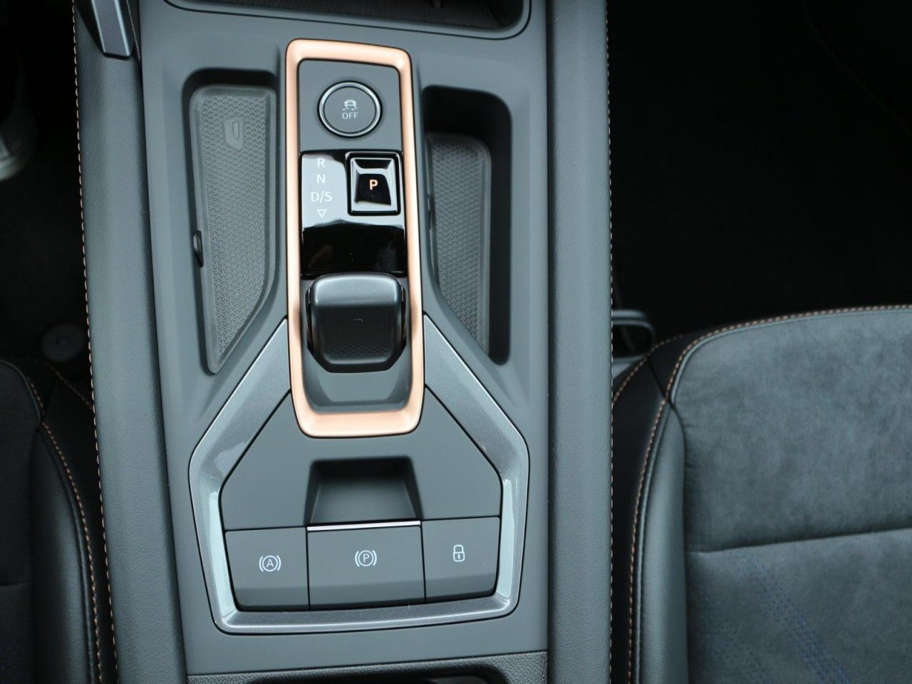 Fahrzeugabbildung CUPRA Leon Sportstourer 1.5 eTSI 110 kW