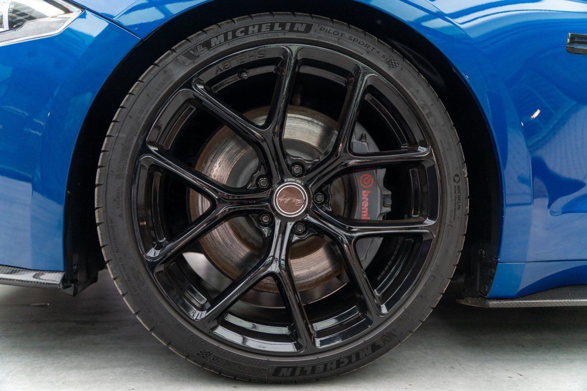 FORD Mustang (Mustang GT 5.0 Convertible 20Zoll SHELBY, Carbon)