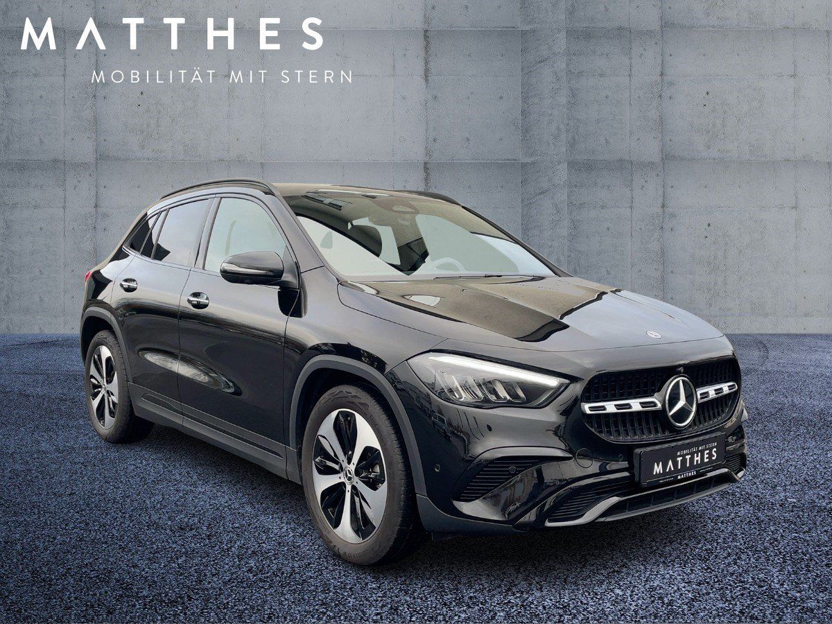 Fahrzeugabbildung Mercedes-Benz GLA 180 Night/Pano/360°/LED/19''