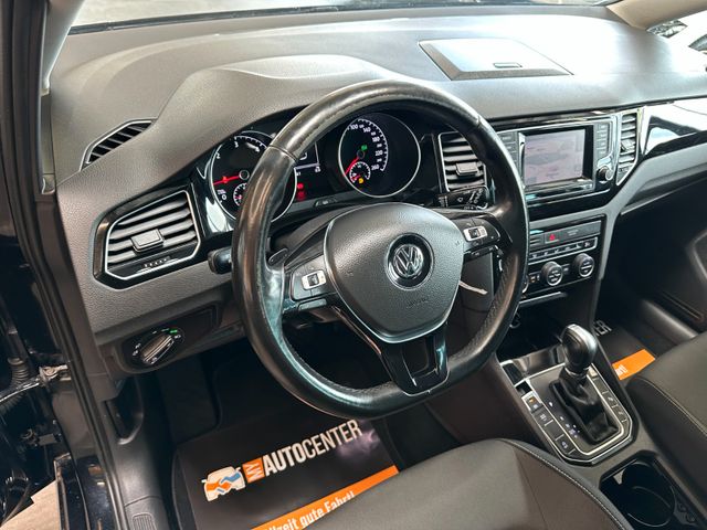 Volkswagen Golf *ACC*NAV*PDC*SitzHZ*2-ZONEN*ALCANTARA*AHK*