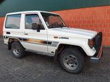 Toyota Land Cruiser LJ 70 - 2,4 Turbo - Diesel - Toyota Land Cruiser mit Diesel-Antrieb: Geländewagen, 70