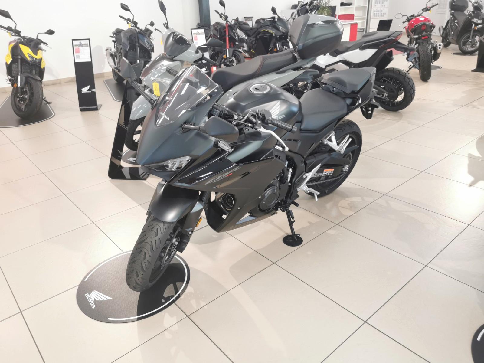 Honda CBR 500 R 6 Jahre Garantie E-Clutch