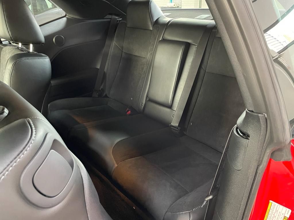 Fahrzeugabbildung Dodge CHALLENGER R/T-T/A PACKAGE 5.7L-V8 SOFORT!!