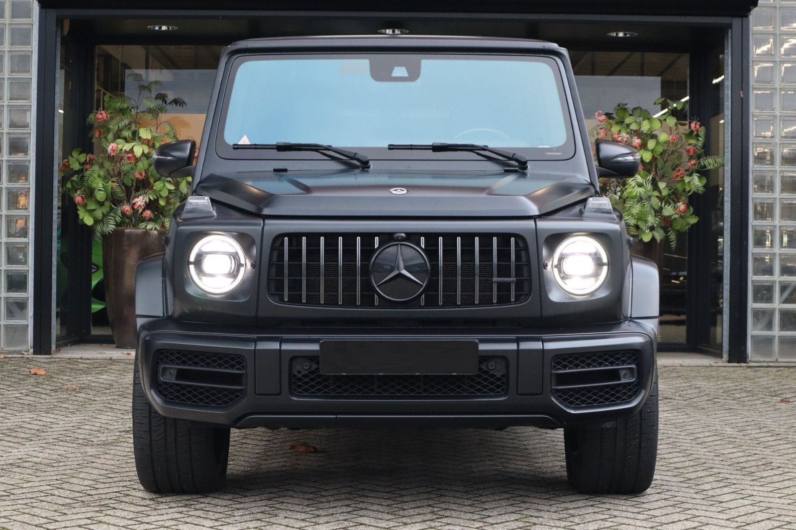 Mercedes-Benz G 63 AMG Magno Night Black imagem 2