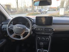 Dacia Sandero III 1.0 TCe 90 Expression *Klima*PDC*