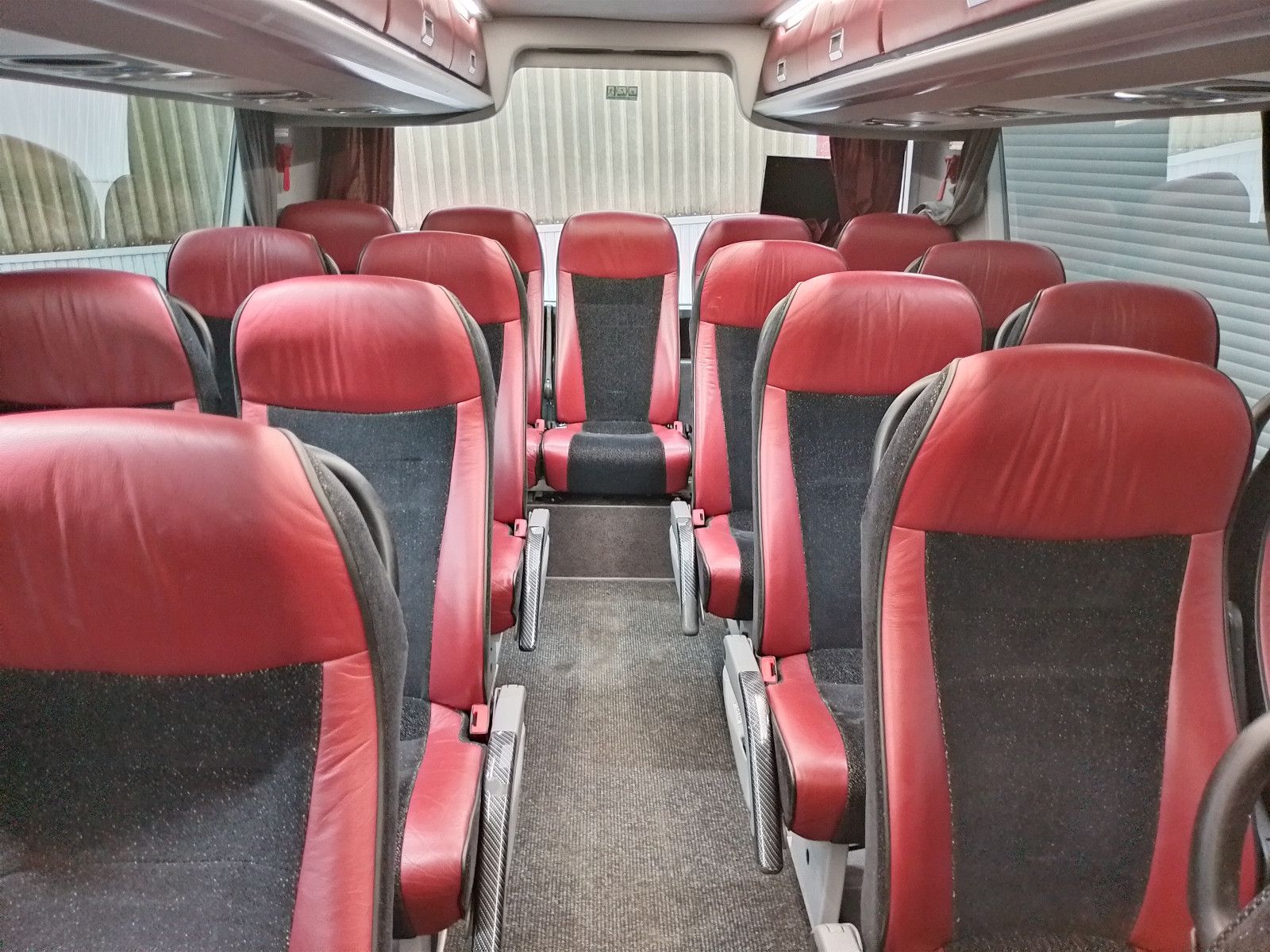VANHOOL  2018 - Image 36 of 50