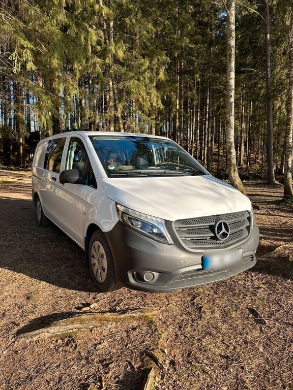 Image of Mercedes-Benz Vito