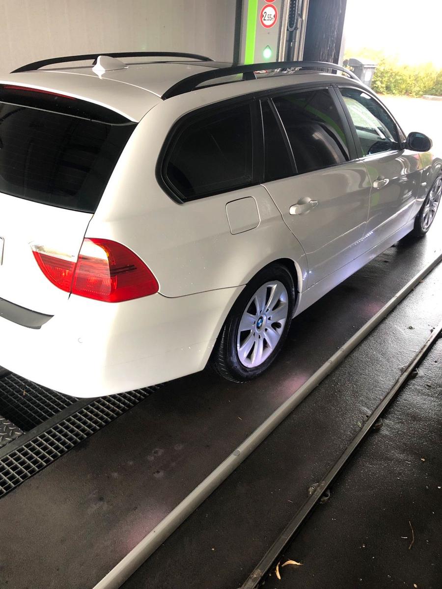 BMW 320 2008 — двигун 177 HP (130kW)