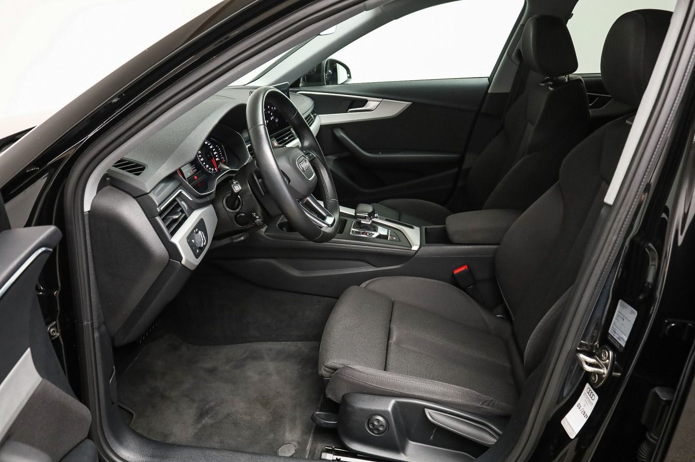 Audi A4 - Bild 8