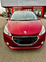 Peugeot 208 - Peugeot 208 in Freiburg