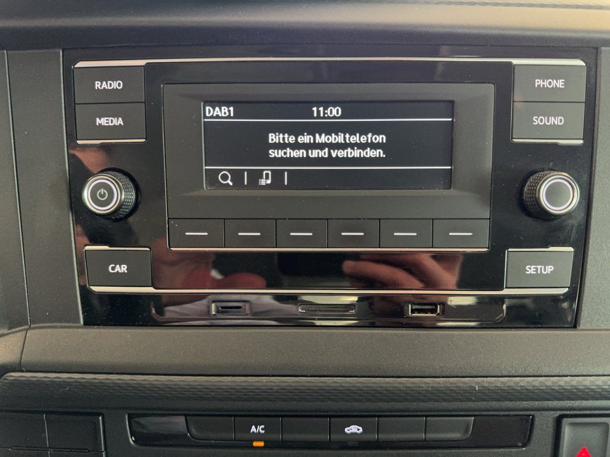 Fahrzeugabbildung Volkswagen T6.1 2.0 TDI Pritsche Doppelkabine LR AHK