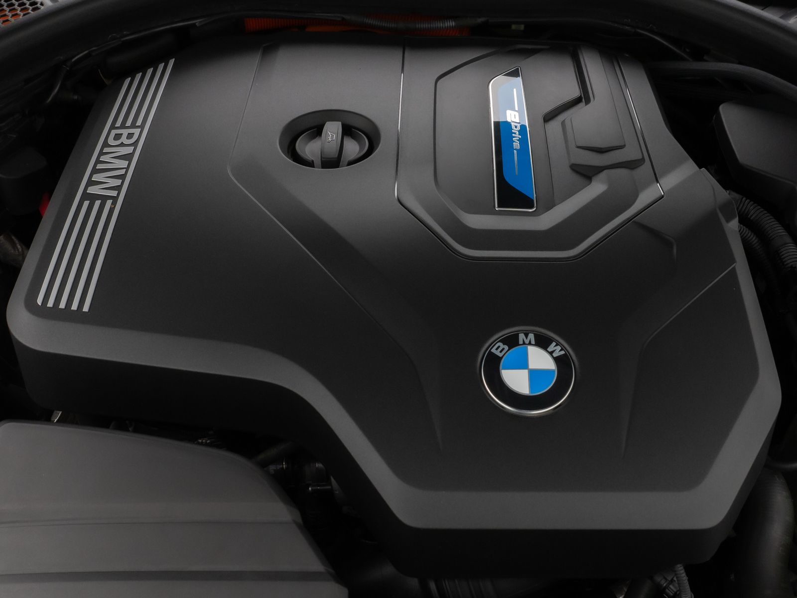 Fahrzeugabbildung BMW 320e Kamera DAB HiFi Sport Leder WidscreenDispl