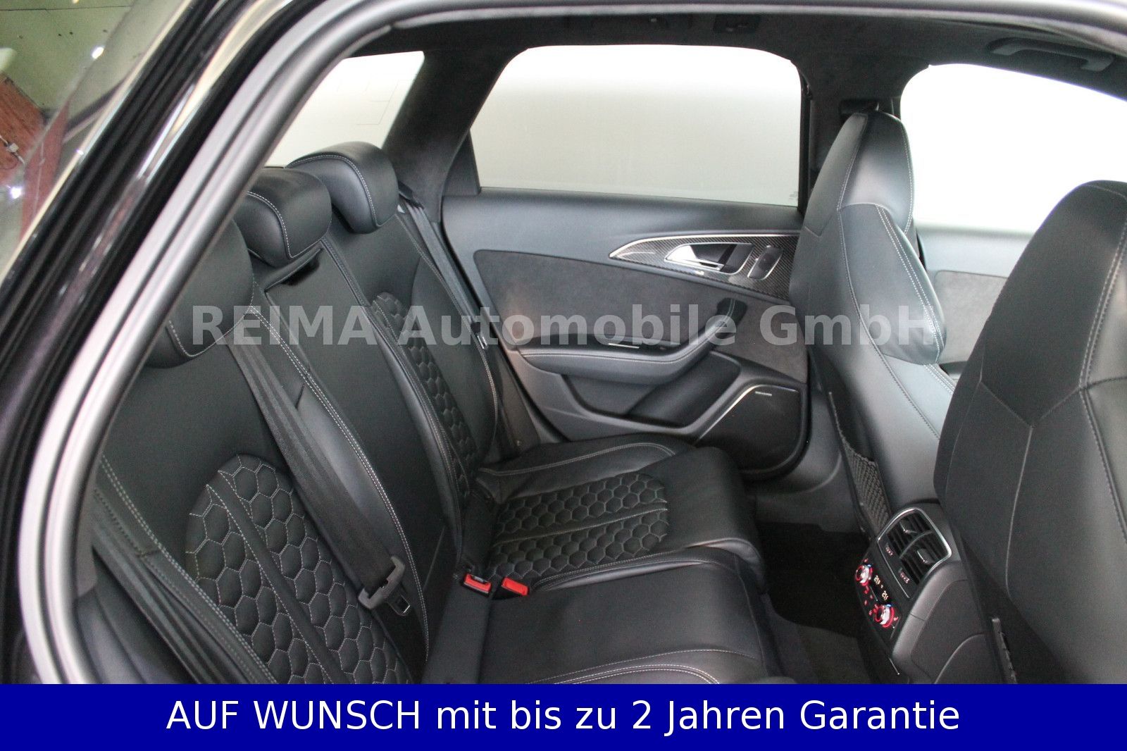 Fahrzeugabbildung Audi RS 6 Avant 4.0 TFSI quattro performance, Matrix