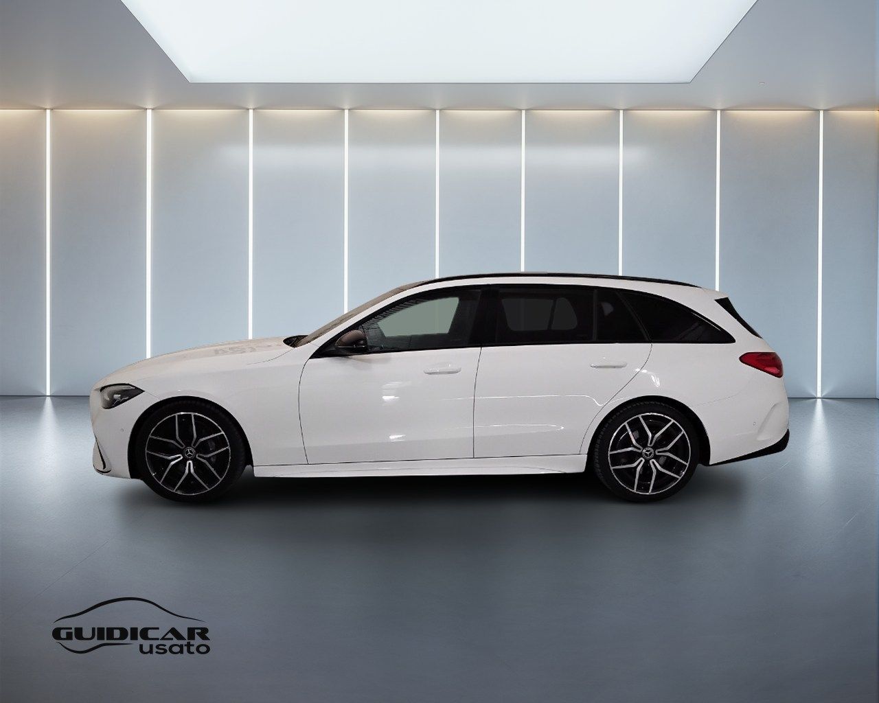 Mercedes-Benz Classe C-S206 SW 2021 - C SW 220 d imagem 3