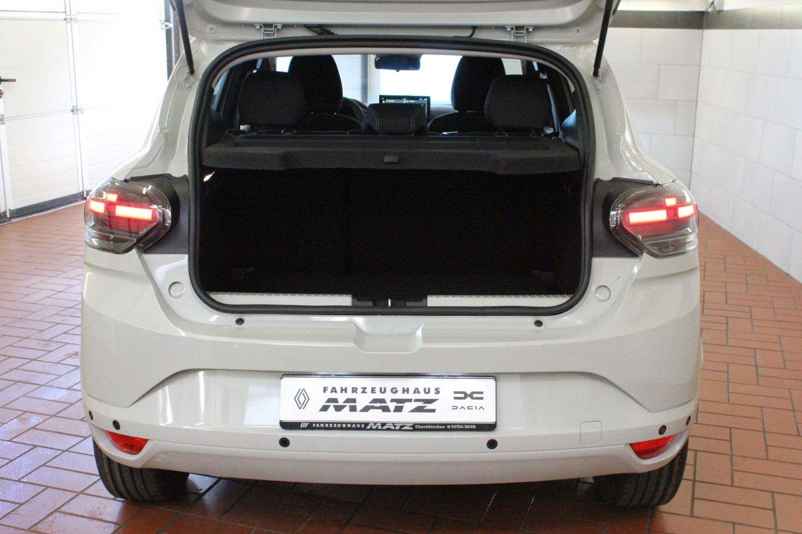 Fahrzeugabbildung Dacia Sandero Journey+ ECO-G 120 *Navi*Sitzhz*LPG