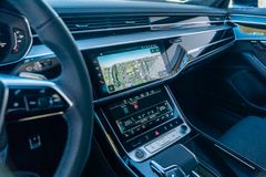 AUDI A8 50TDI LANG/ STANDHZG./ 21"/ S-LINE/ FOND TV AUDI A8 50TDI LANG/ STANDHZG./ 21"/ S-LINE/ FOND TV