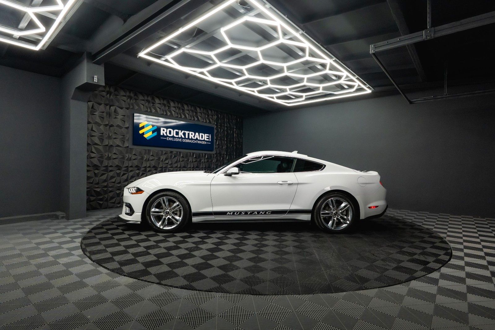 Fahrzeugabbildung Ford Mustang Shelby GT 500 Coupe Performance PREMIUM