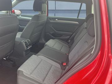 Volkswagen Passat Variant - 12