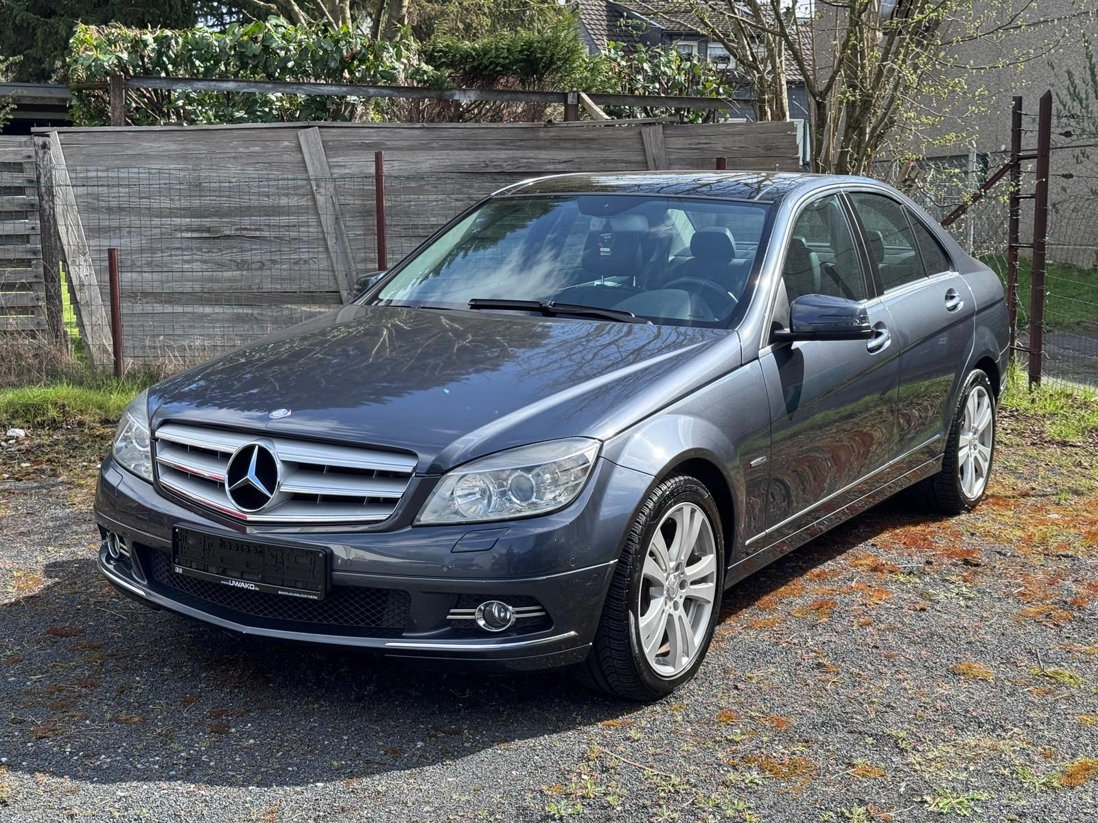 Fahrzeugabbildung Mercedes-Benz C 220 d AUTOMATIK/PANORAMA/PDC/AHK/SITZHZG/