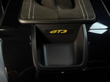 صورة مصغرة 42 لـ 2022 Porsche 911 URMODELL