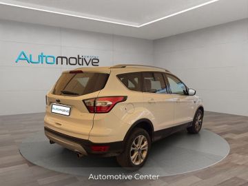 Ford Kuga - 11