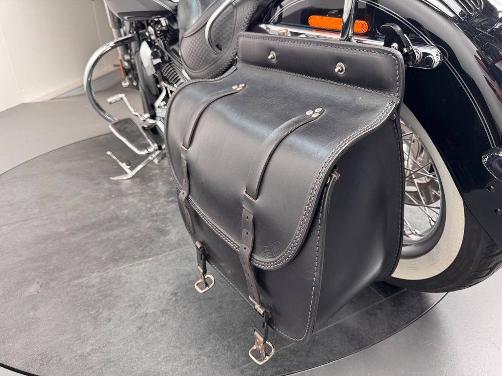 Fahrzeugabbildung Harley-Davidson SOFTAIL DELUXE FLSTN *TOP-ZUSTAND *KESSTECH *5HD