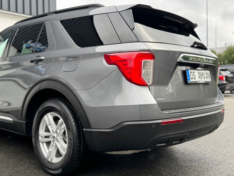 Fahrzeugabbildung Ford Explorer XLT 2.3 ECOBOOST 6-Sitzer