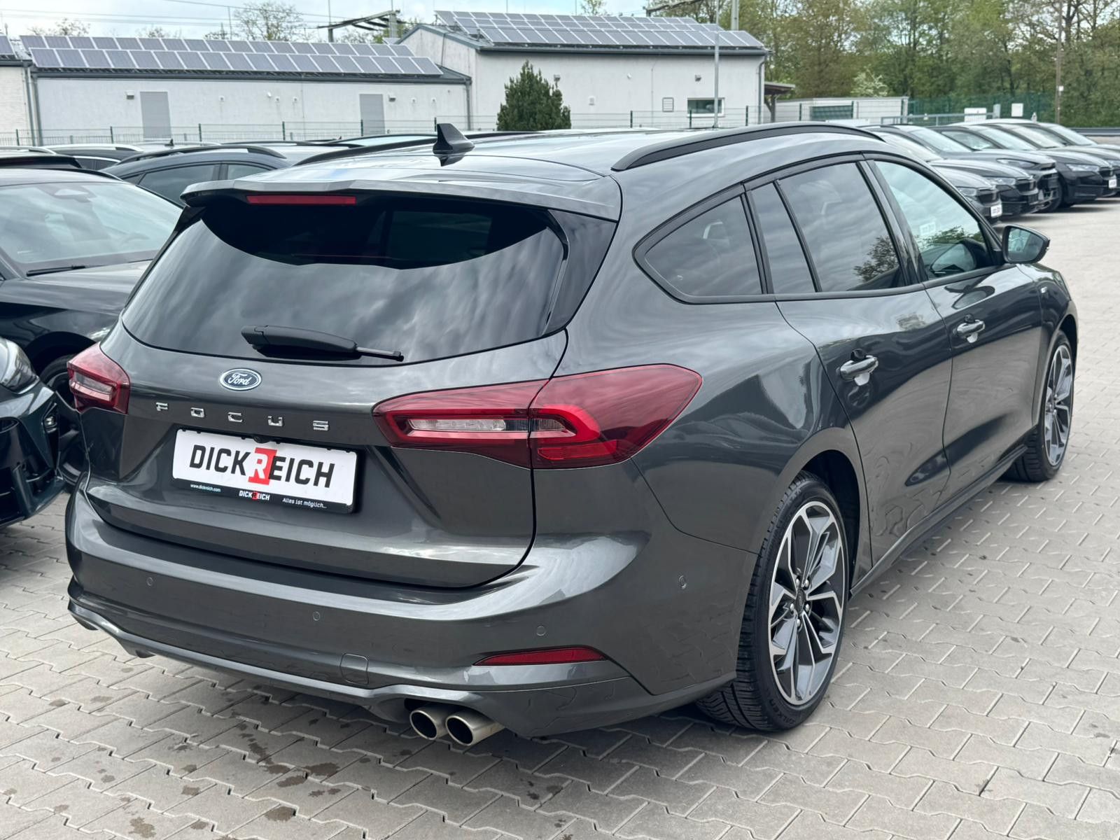 Fahrzeugabbildung Ford Focus 1.0 ST-Line X MATRIX*B&amp;O*ACC*KAM*APP*LHZ