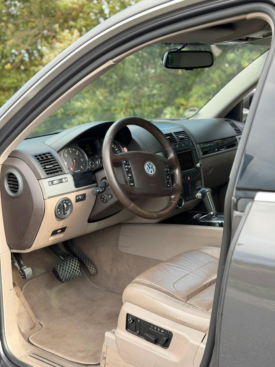 Volkswagen Touareg 2007 — photo 8