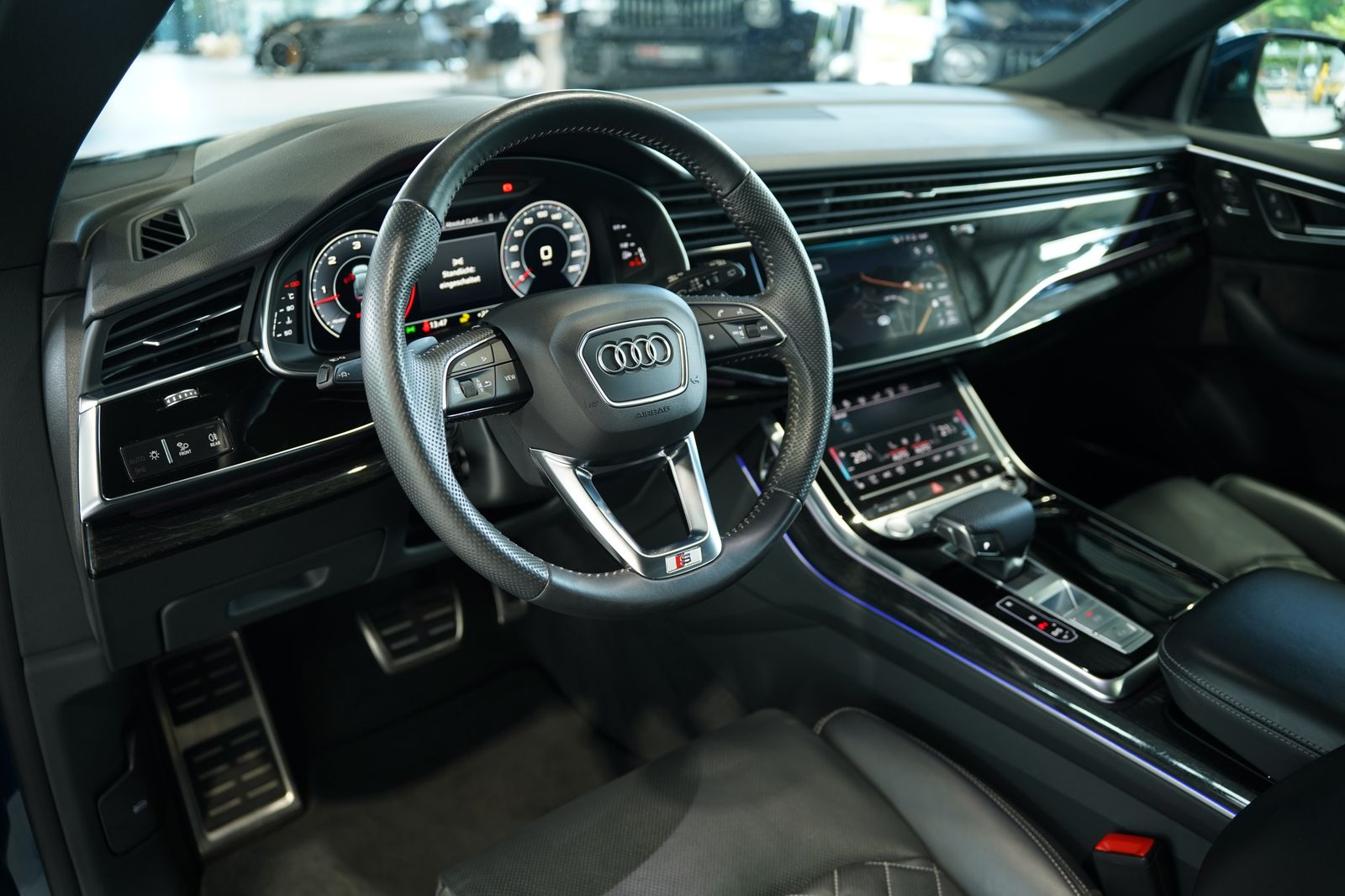 Audi Q8