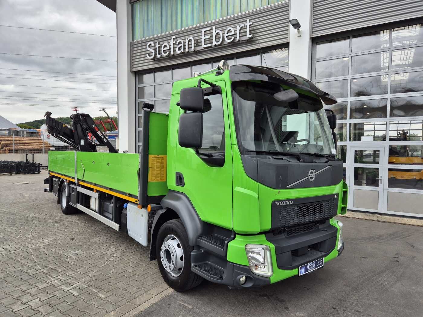 Fahrzeugabbildung Volvo FL 42 R Kran Hiab XS 088 Funk bis 14 m! Kamera