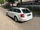 Skoda Octavia 2.0 TDI AUTOMATIK DSG 4x4 Combi Klima - gebrauchte Skoda Octavia aus dem Jahr 2015
