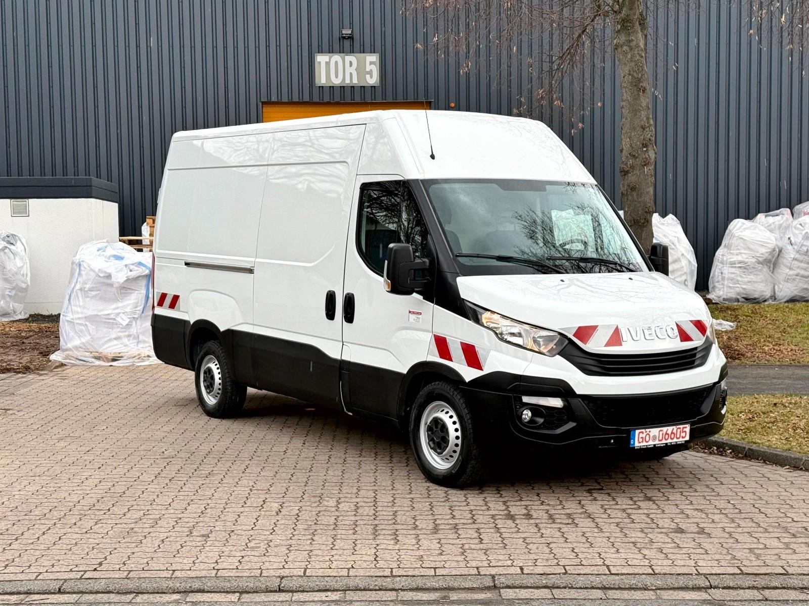 Iveco 35S16 - 113 TKm - Blatt-Luft