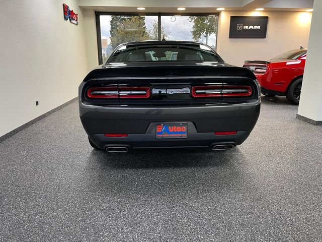 Fahrzeugabbildung Dodge CHALLENGER R/T WIDEBODY SCAT PACK -CARBONE