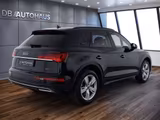 Audi Q5 40 2.0 TFSI quattro S-tronic MMI Assitenzpake - Audi Q5: Schwarz