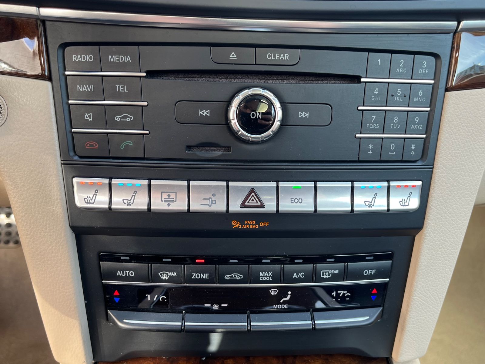 E400 Sport Edition Autom.*Navi*Alu*Pano*23tsd*HU