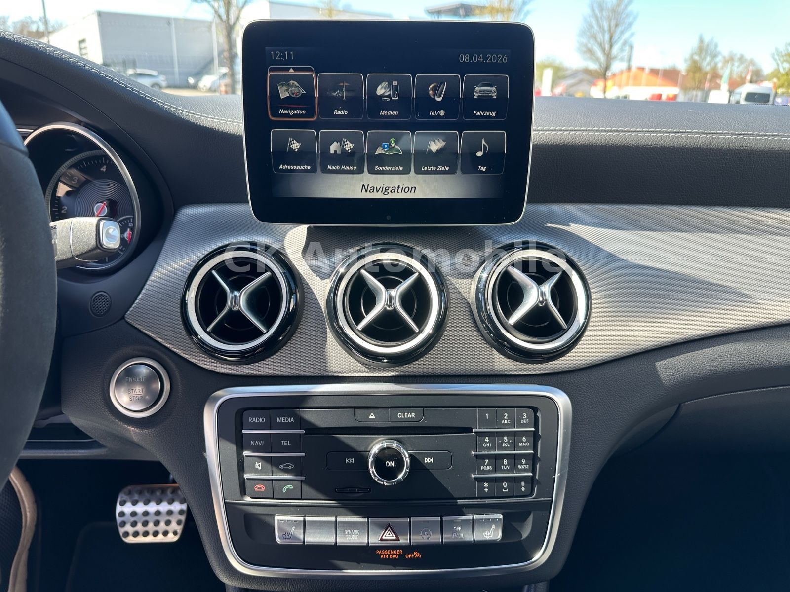 Fahrzeugabbildung Mercedes-Benz CLA220d Shooting Brake Peak Edition/Navi/LED/Kam