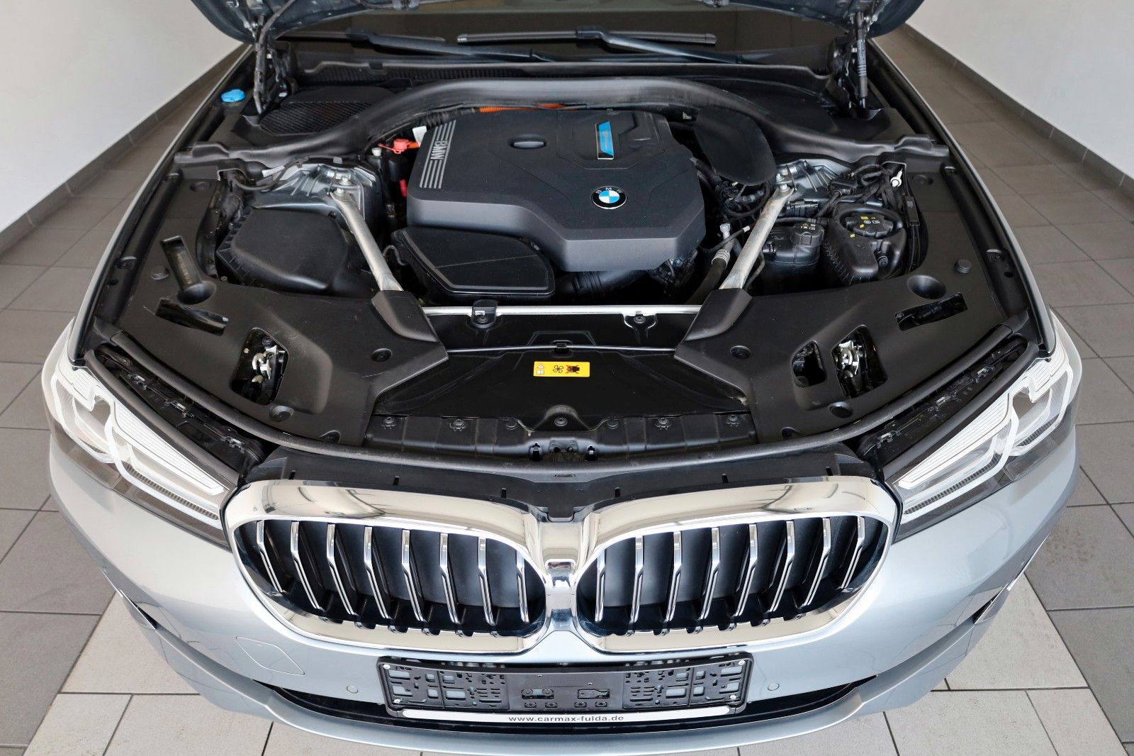 Fahrzeugabbildung BMW 530 e Luxury Line Lim.,Leder,Kamera,HUD,Panorama