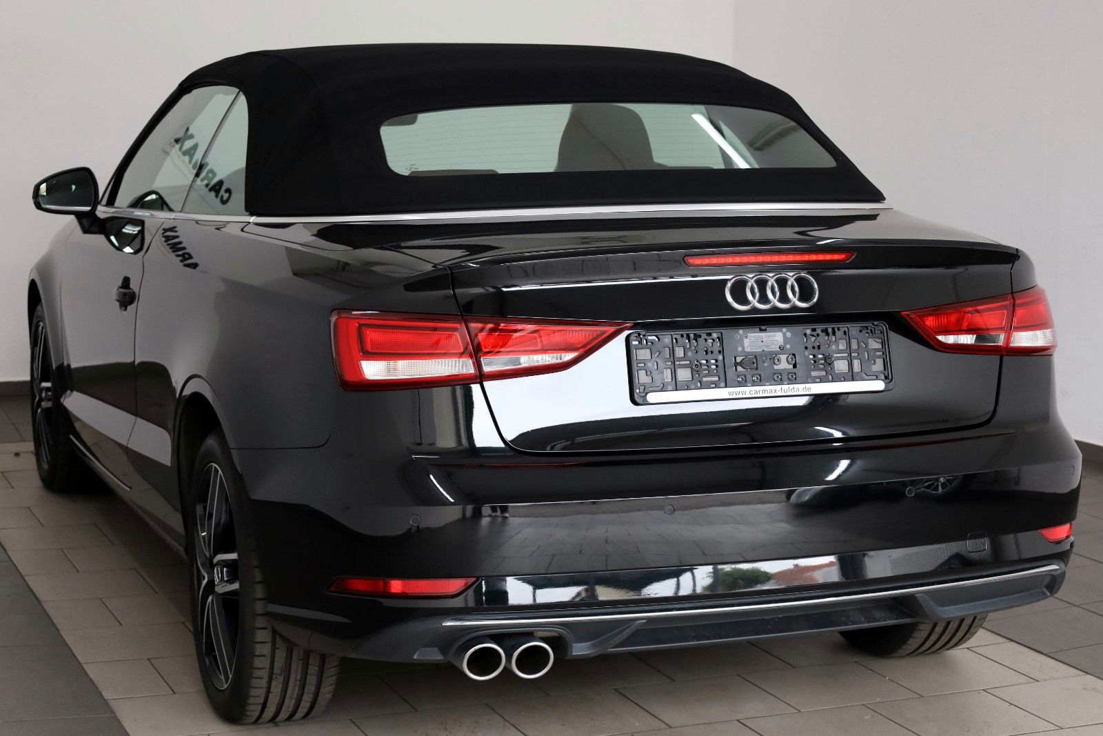 Fahrzeugabbildung Audi A3 35TFSI design Leder,Navi,LED,SH,Massage,SR+WR