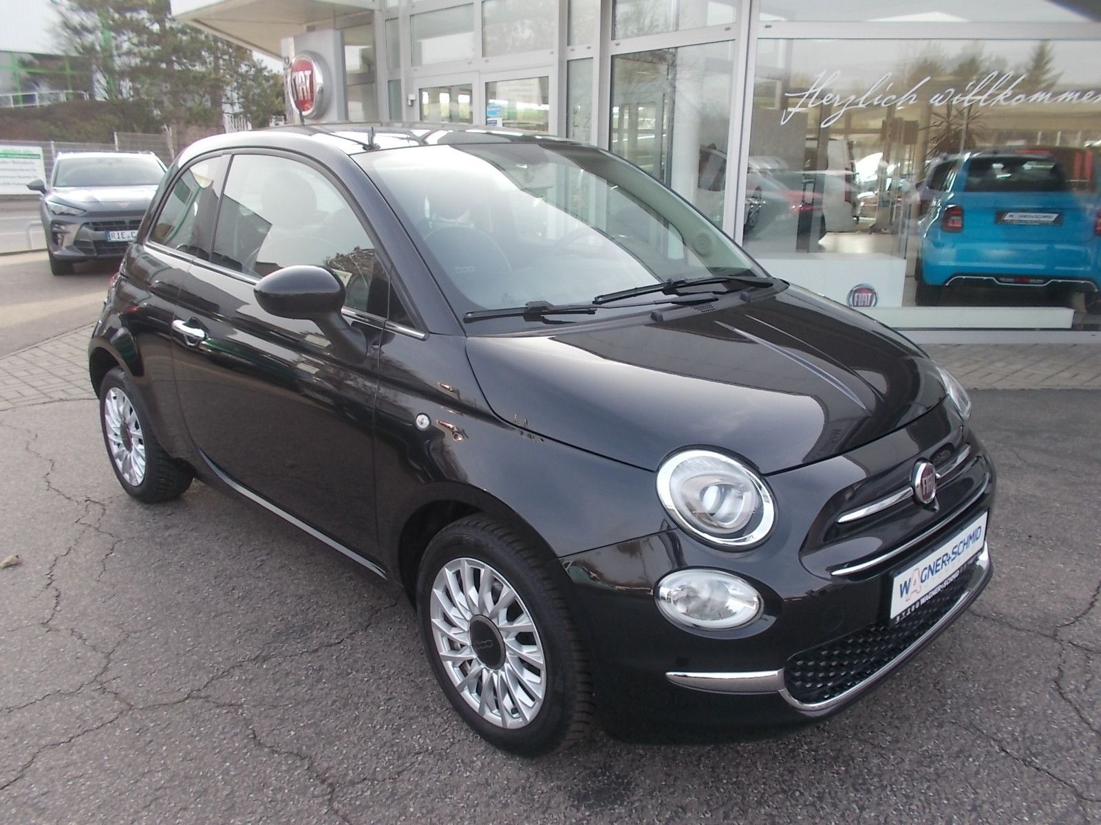 Fahrzeugabbildung Fiat 500 Lounge 1.2 8V